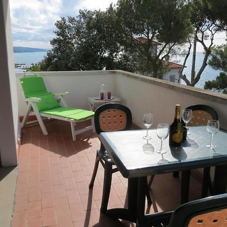Bellavista Beachfront Apartments Кверчинелла Экстерьер фото